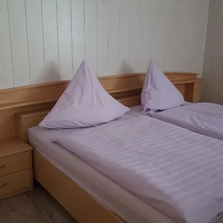 Gasthof Am Mellensee 3*